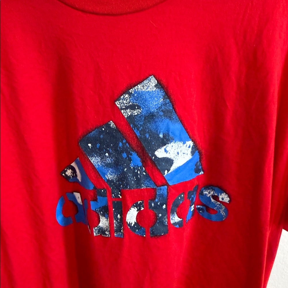 🌿 Adidas Red Performance Tee - Picture 3 of 4